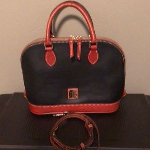 NWOT D&B pebble leather Zip Zip Satchel
